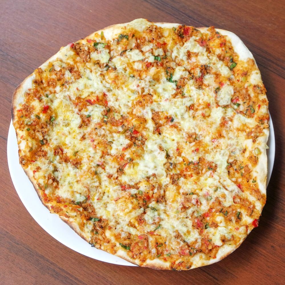 Kuşbaşı Kaşarlı Lahmacun