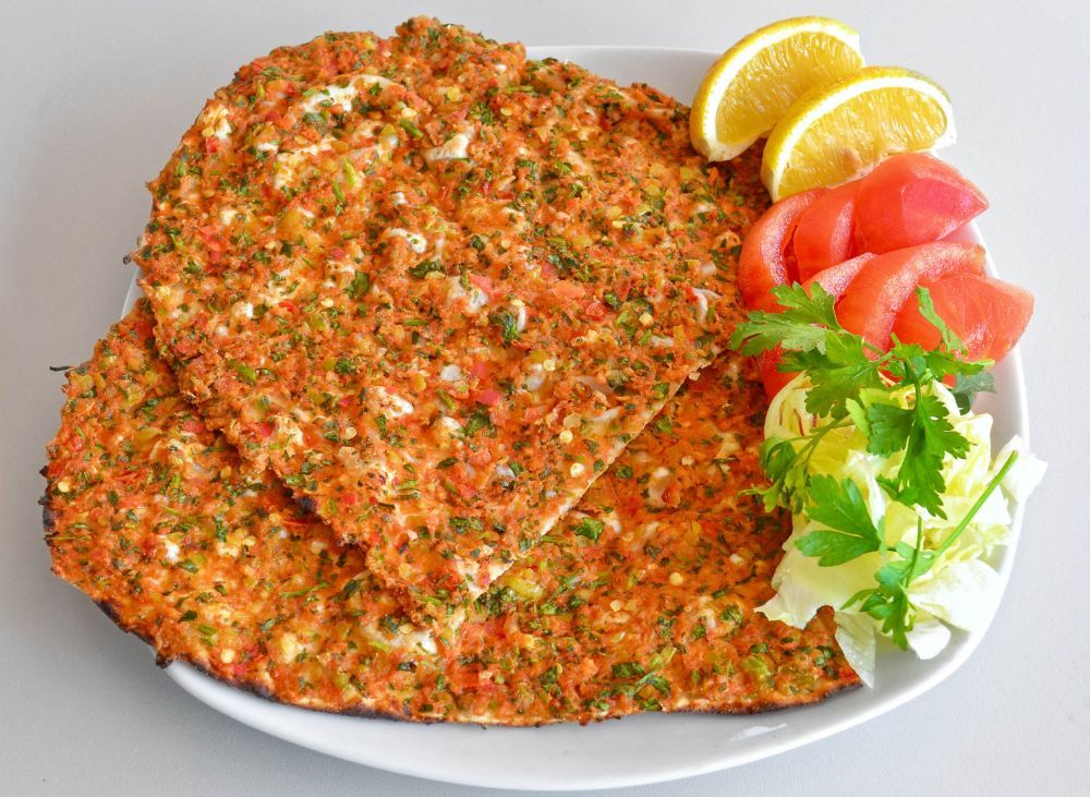Kaşarlı Lahmacun