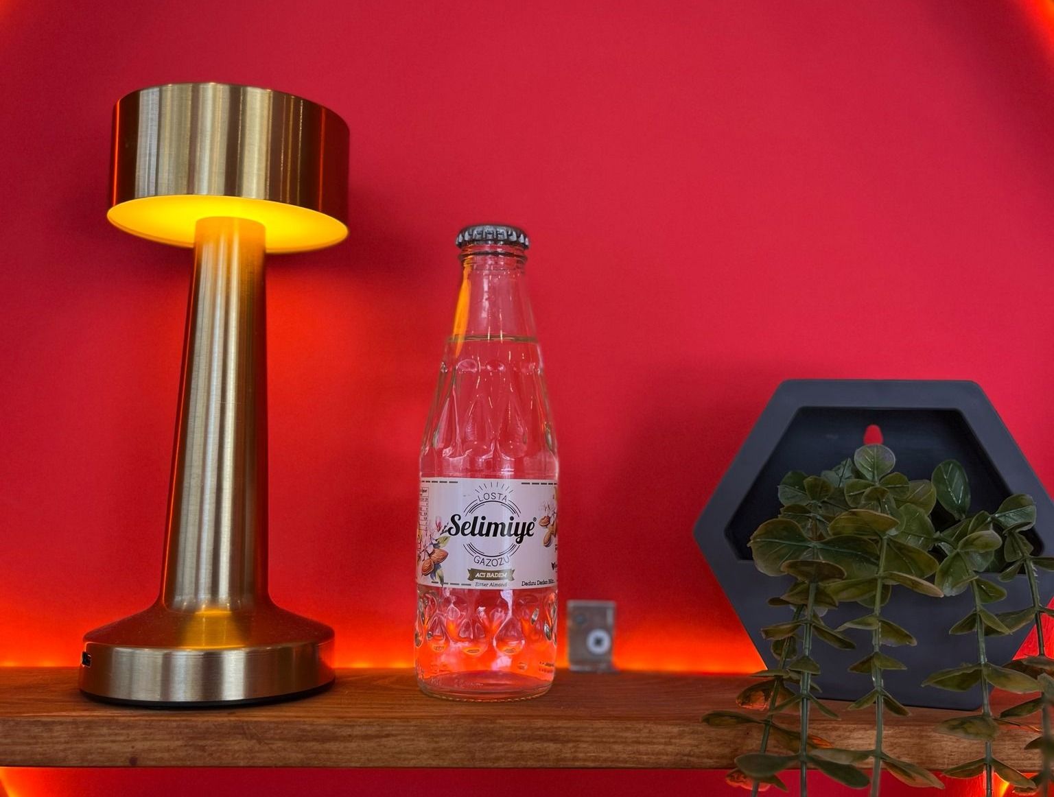 Selimiye Acı Badem Aromalı Gazoz (20 cl.)