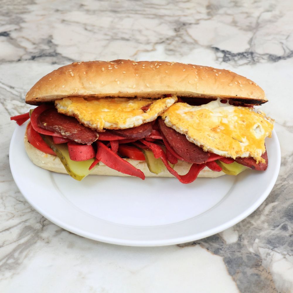 Yumurtalı Karışık Sandviç