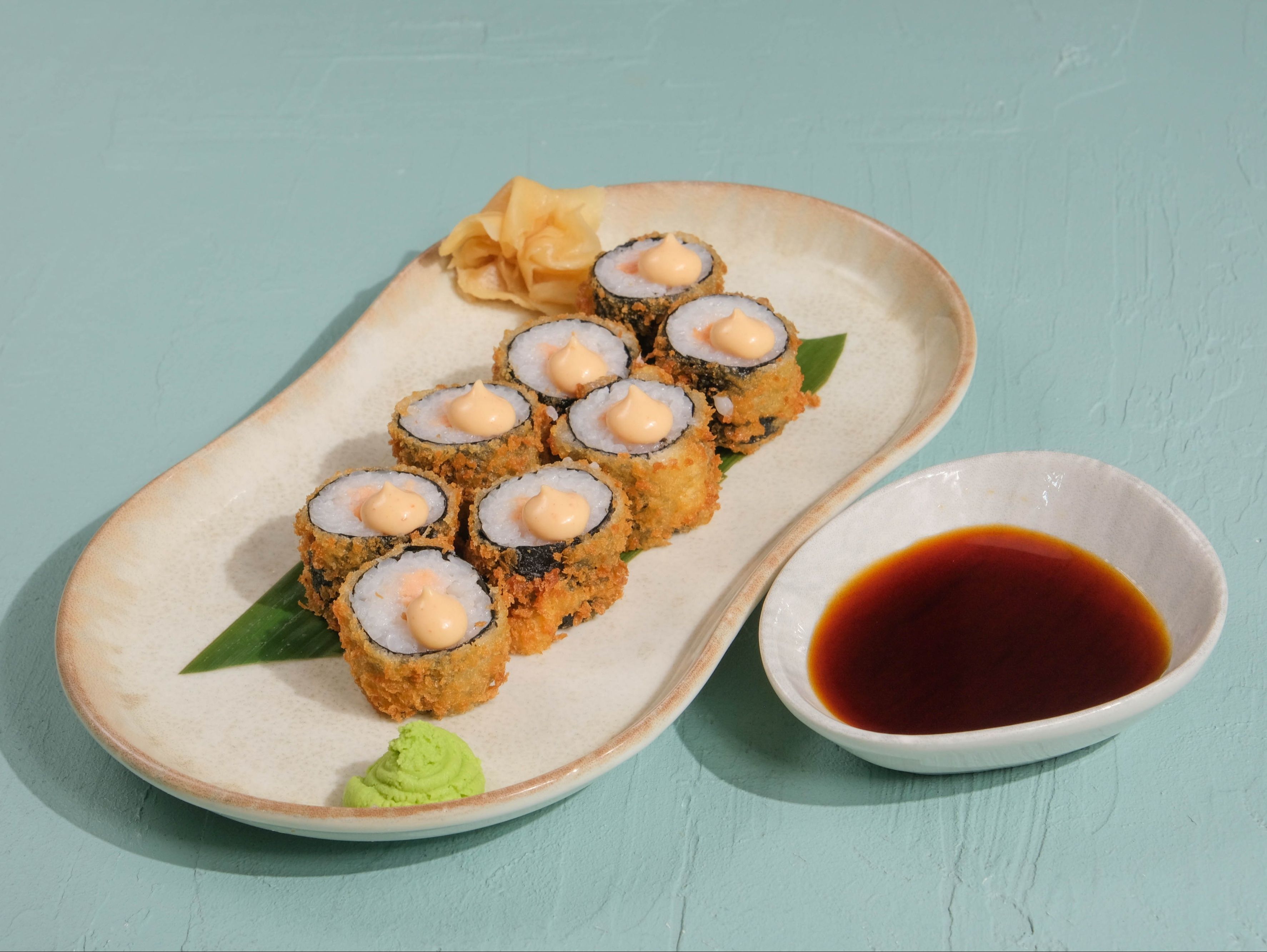 Crunchy Sake Maki Roll (8 pcs.)