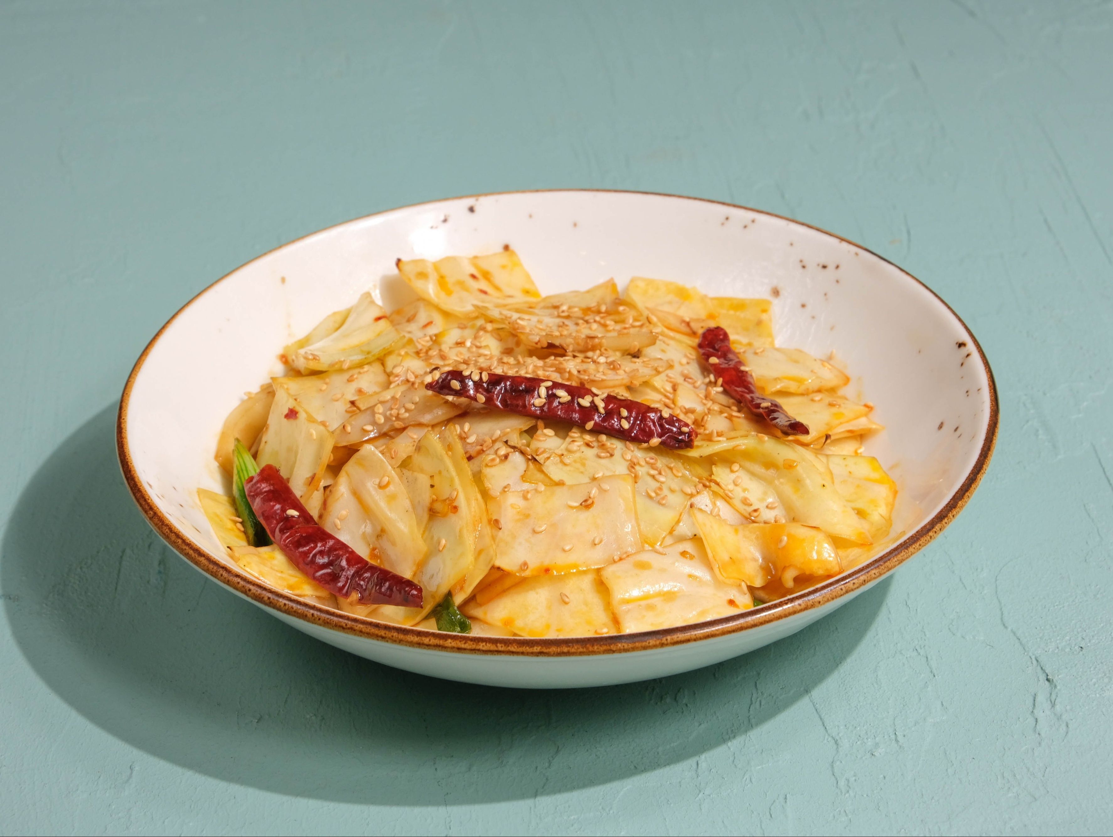 Acı Lahana Salatası