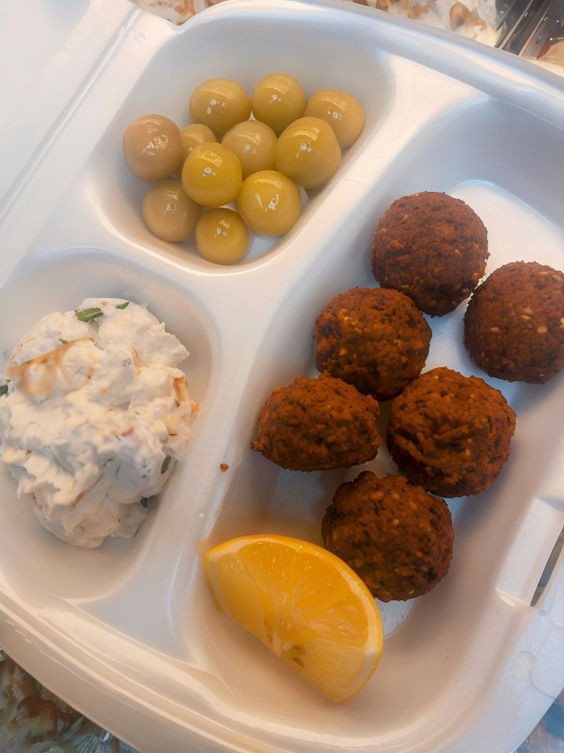 Lübnan Köftesi (Falafel & Sebzeli Nohut Köftesi)