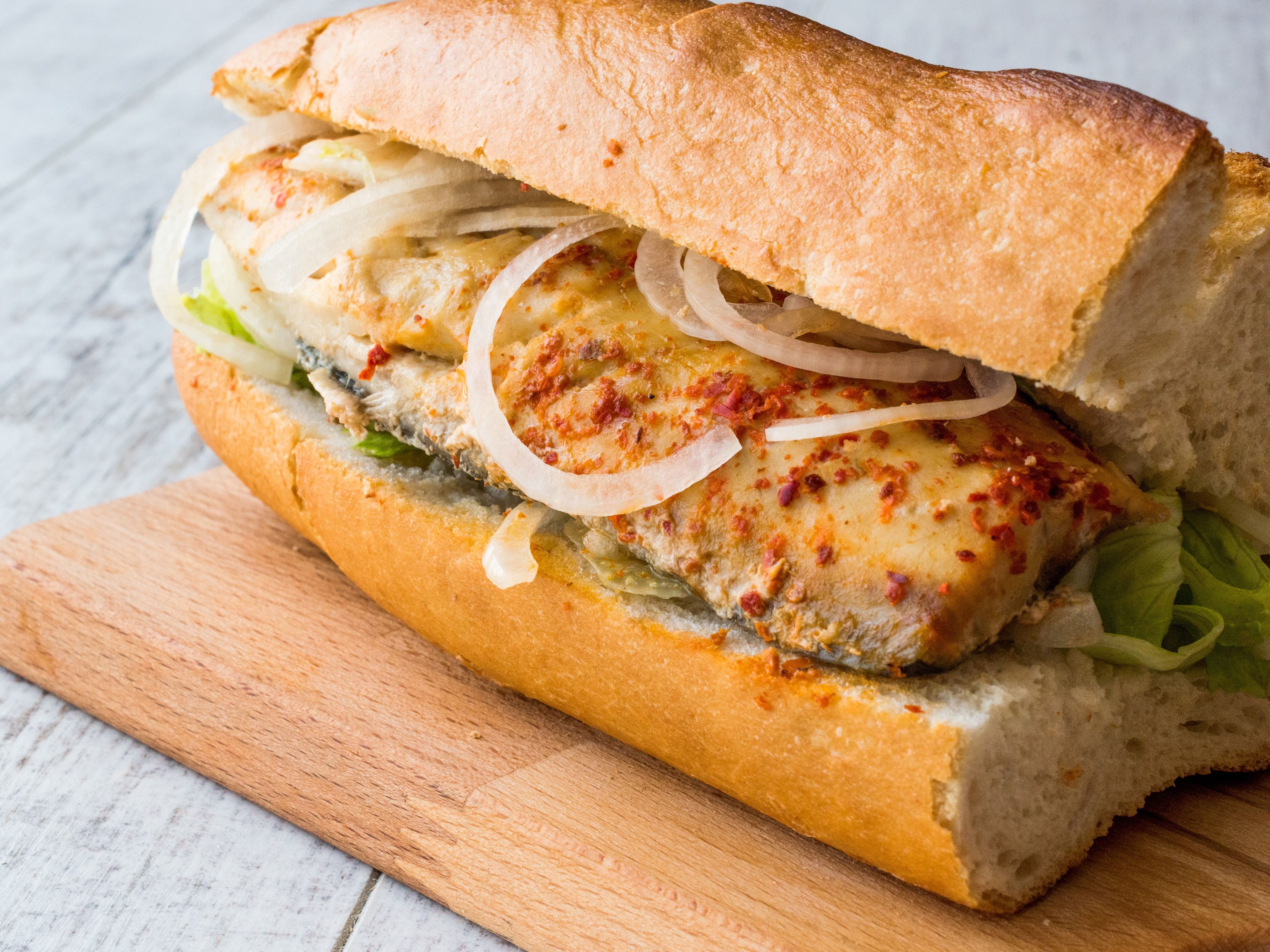 Ekmek Arası Uskumru