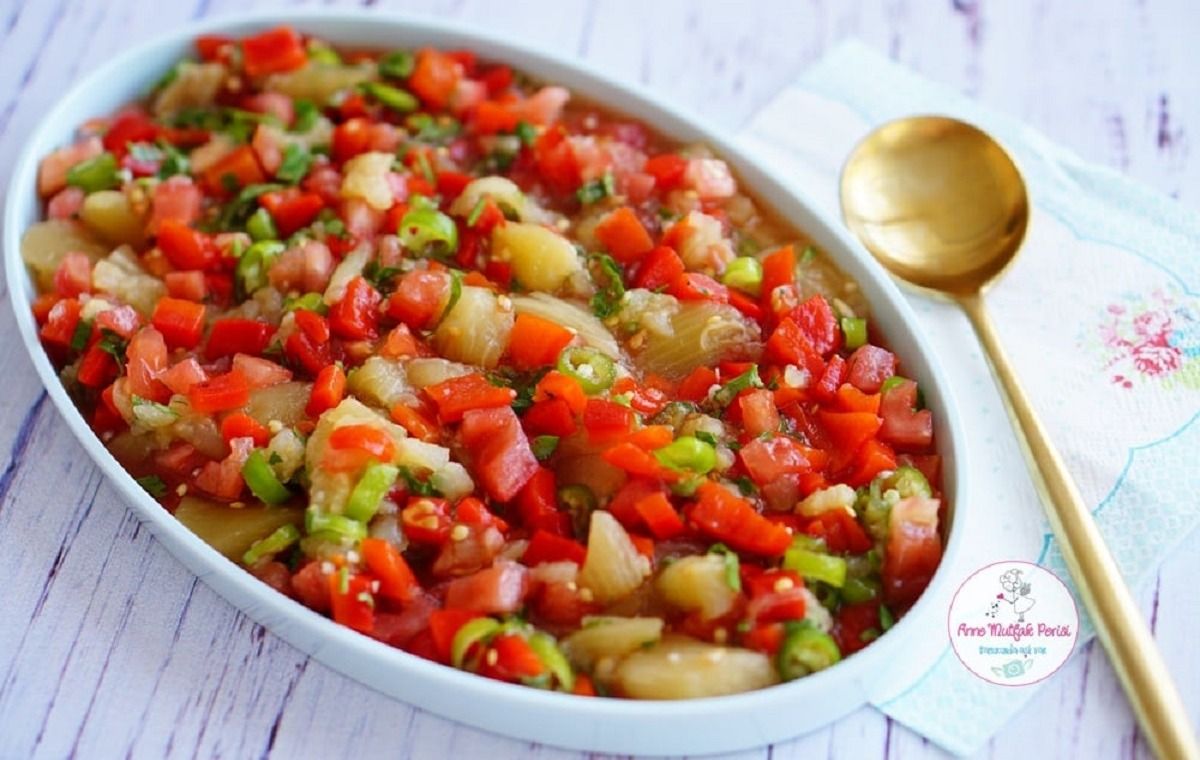 Patlıcan Salatası