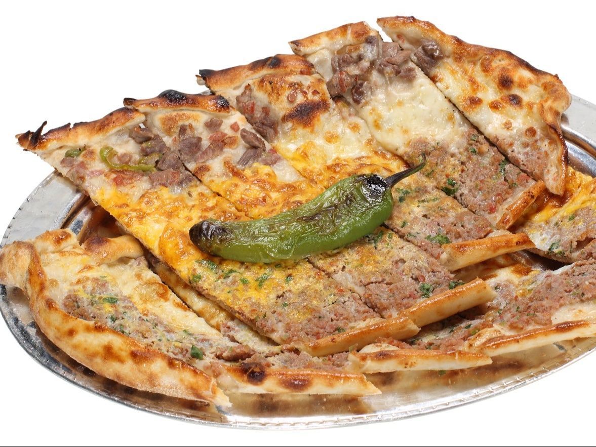 KIYMALI YUMURTALI PİDE