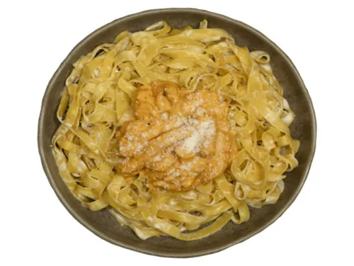 Peri-Peri Soslu Tavuklu Fettuccine