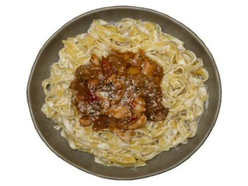 Barbekü Soslu Mantar Tavuk Fettuccine
