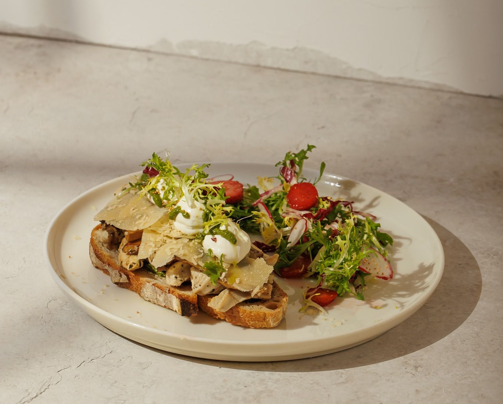 Tavuklu Mantarlı Tost