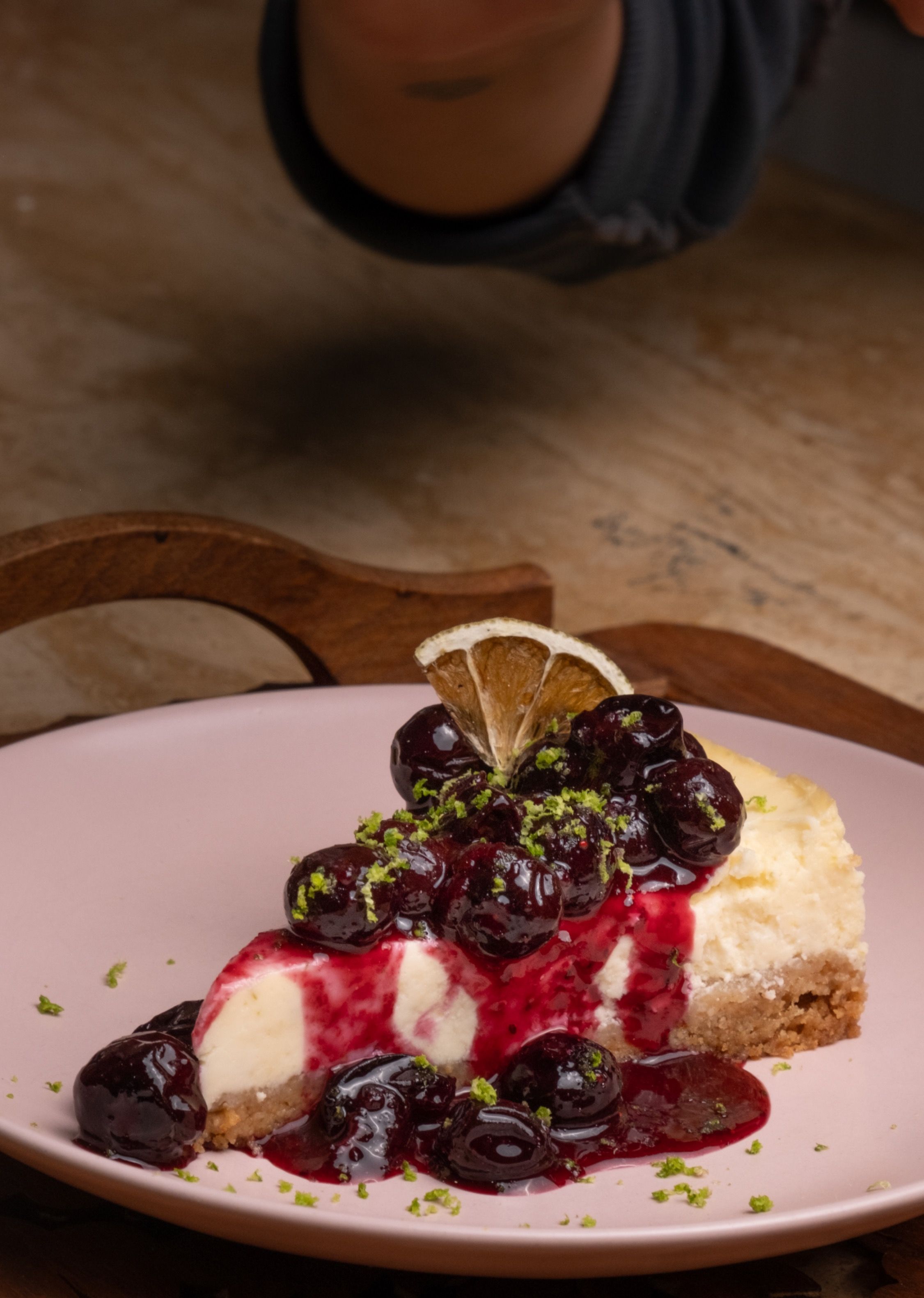 Yaban Mersini Misket Limonlu Cheesecake